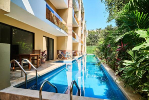 Brand-New Stunning Apartment in Aldea Zama with Plunge Pool, Lounge, Gym, Terrace & Swimming Pool